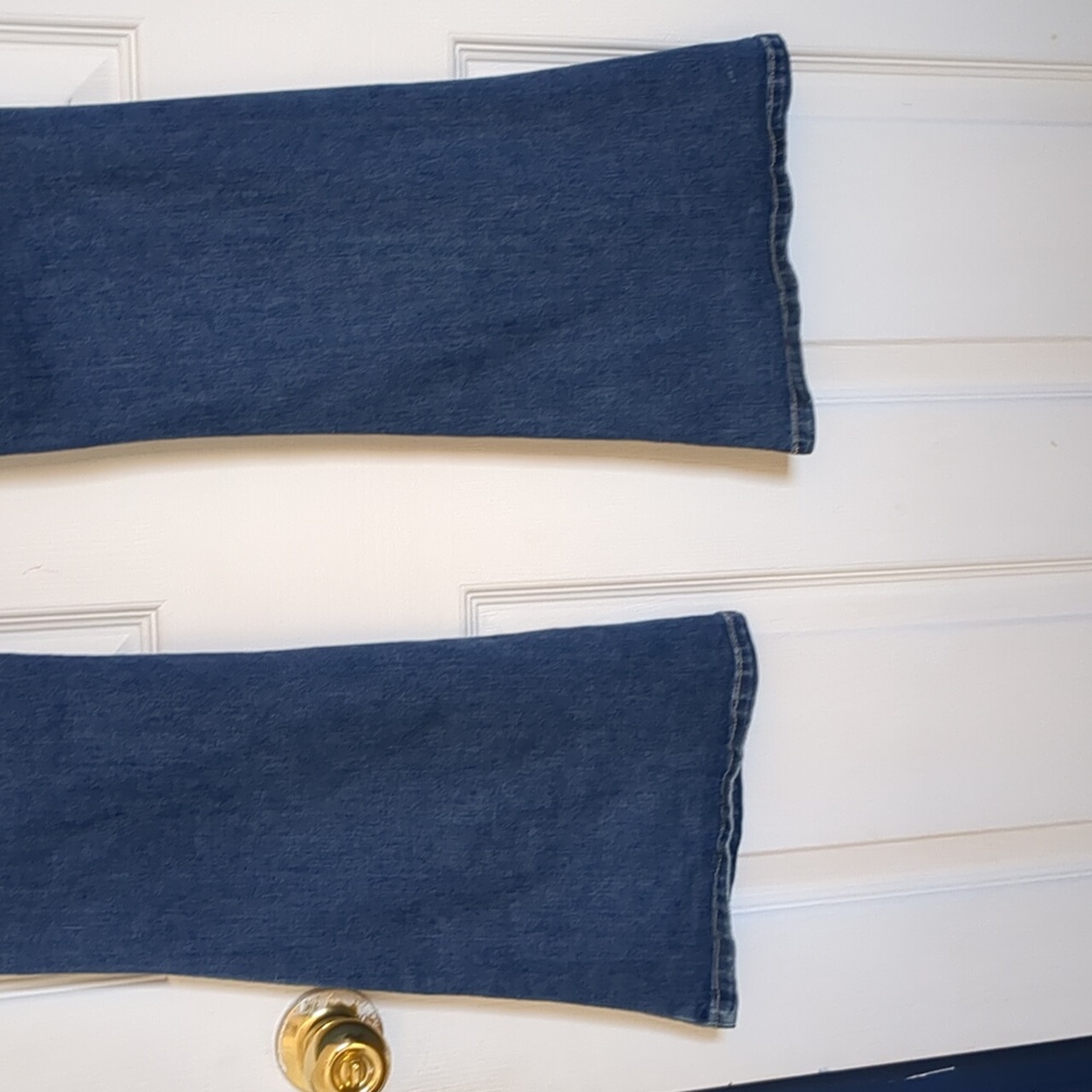 Torrid Blue Flare Jeans size 14 - Picture 3 of 4
